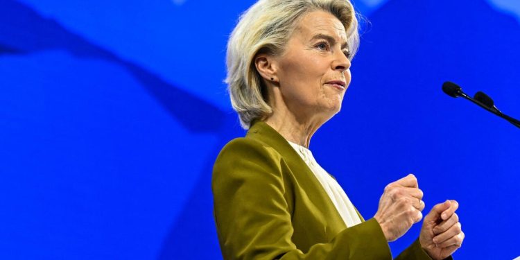 Unión Europea promete respuesta “firme” ante amenazas de Trump sobre Groenlandia y aranceles