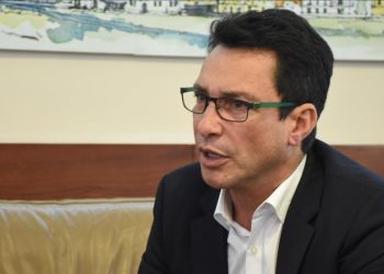Graves denuncias tienen en jaque la campaña presidencial de Carlos Caicedo