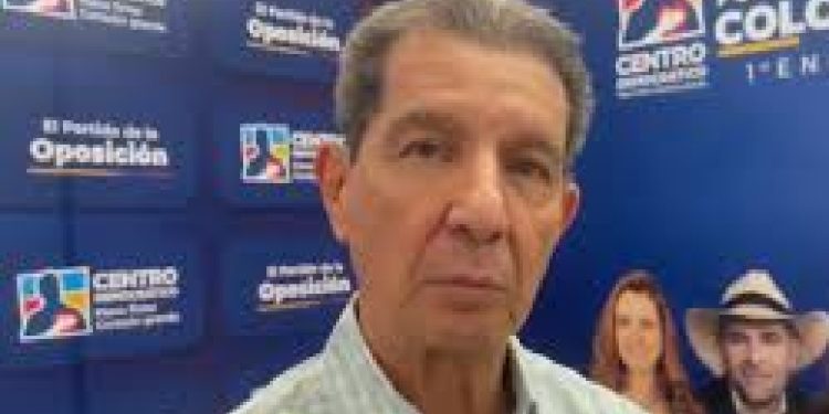 Centro Democrático acepta renuncia de José Félix Lafaurie y defiende elección de Paloma Valencia