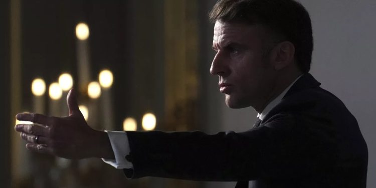 Macron llama a un “despertar estratégico” de Europa y refuerzos de seguridad en el Ártico