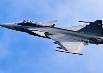 Contraloría concluye que compra de aviones Gripen a Saab fue la opción más conveniente para el Estado