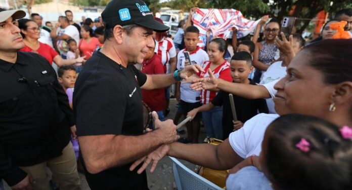 Con una aprobación del 88%, el mandatario barranquillero es el mejor calificado del país