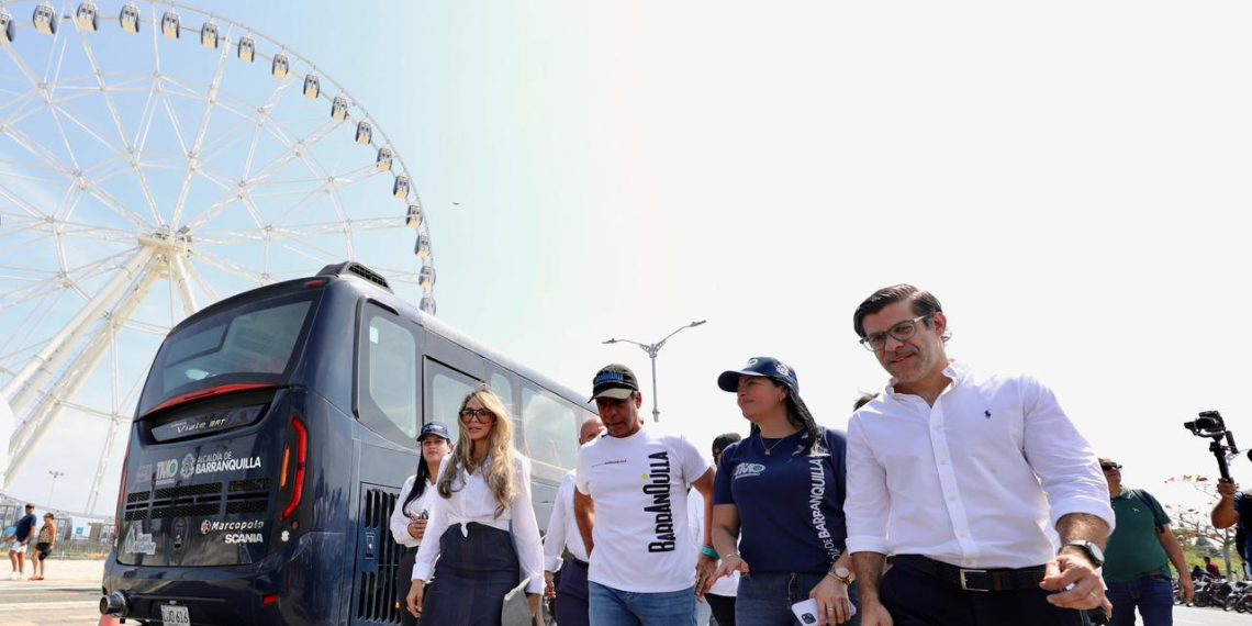 Con esta nueva flota de Transmetro, en Barranquilla le devolvemos la dignidad al pasajero: alcalde Char  