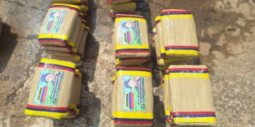Incautan 278 paquetes de droga en embarcación interceptada en el Darién; capturan a dos hombres