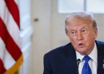 Trump evalúa nuevas acciones militares contra Irán en medio de protestas masivas