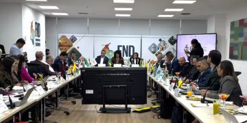 Todos los gobernadores se rebelan frente a la emergencia económica y buscan frenar decreto del Gobierno