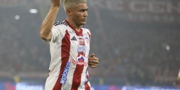 Junior y Santa Fe igualan 1-1 en la ida de la Superliga en el Metropolitano
