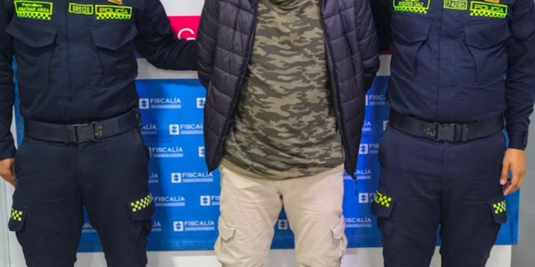 Hombre es enviado a prisión tras atacar a su pareja más de 50 veces con arma blanca en Engativá