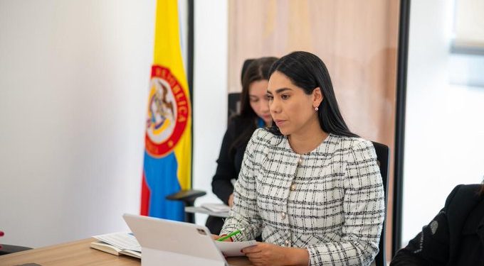 Carina Murcia desmiente rumores sobre su renuncia: “El Presidente no me la ha pedido”