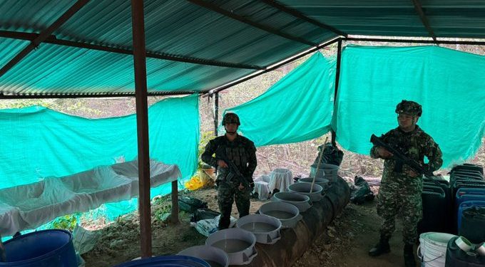 Ejército destruye laboratorio para procesamiento de cocaína del ELN en Norte de Santander