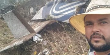 Confirman hallazgo de avión desaparecido en Hacarí con 15 personas a bordo
