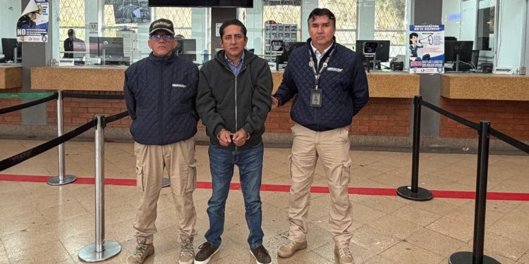 Colombia entrega a Ecuador a exconcejal correísta buscado por tentativa de homicidio