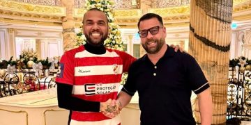 Dani Alves se convierte en propietario de un club de tercera división en Portugal