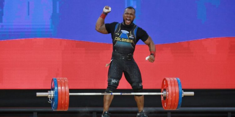 Con esfuerzo y determinación, Yeison López levantó el Altius de Oro