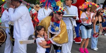 Reyes infantiles del Carnaval de la 44 brillaron en el Desfile Herederos del Patrimonio