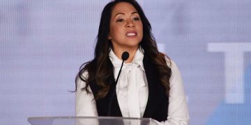 CNE analiza posible revocatoria de candidatura de Marelen Castillo por doble militancia