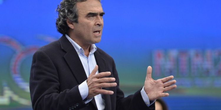 Sergio Fajardo critica a Petro por recortes en obras clave del Valle del Cauca