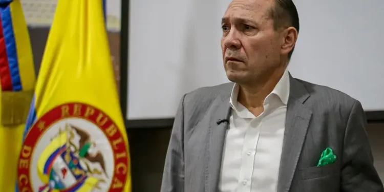 Creación de más de mil cargos en Mintrabajo desata críticas en medio de la emergencia económica