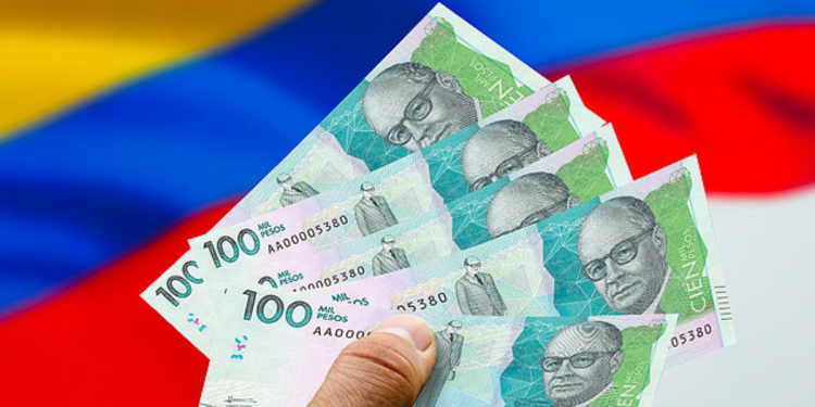 Alerta fiscal por salario mínimo 2026: Regla Fiscal advierte millonario golpe a las finanzas del Estado