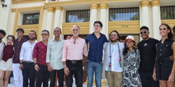 Gobernador del Atlántico y ministro de Educación exaltan calidad del renovado teatro de Bellas Artes