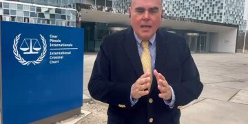 Solicitan a la Corte Penal Internacional detención de Rodrigo Londoño