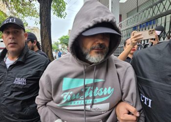 “Mírame a los ojos”: el desgarrador reclamo de la madre de Valentina al presunto feminicida