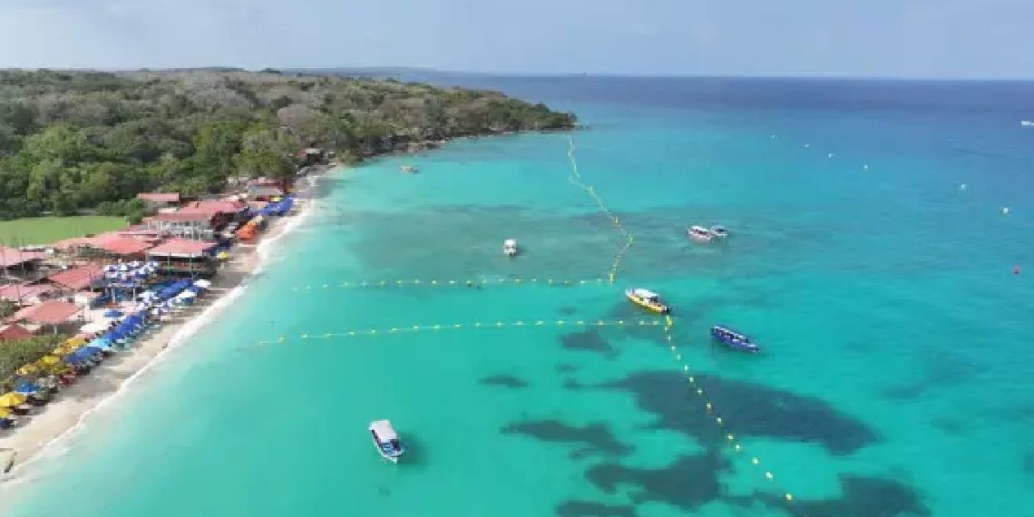 Denuncia en playas de Cartagena reabre debate sobre concesiones hoteleras y uso del espacio público