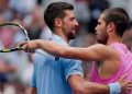 Djokovic vence a Sinner y enfrentará a Alcaraz en la final del Abierto de Australia