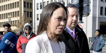 “No tiene apoyo suficiente para liderar Venezuela, pese a reunión en la Casa Blanca”: Trump ante María Corina Machado