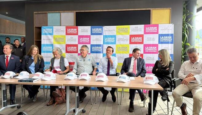 Peñalosa vuelve al tablero político: precandidatos de la ‘Gran Consulta por Colombia’ avalan su ingreso