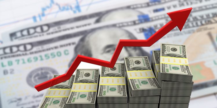 Dólar sube ligeramente en Colombia tras primera conversación entre Trump y Petro