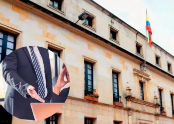 Despidos masivos sacuden la Cancillería: funcionarios exigen respuestas
