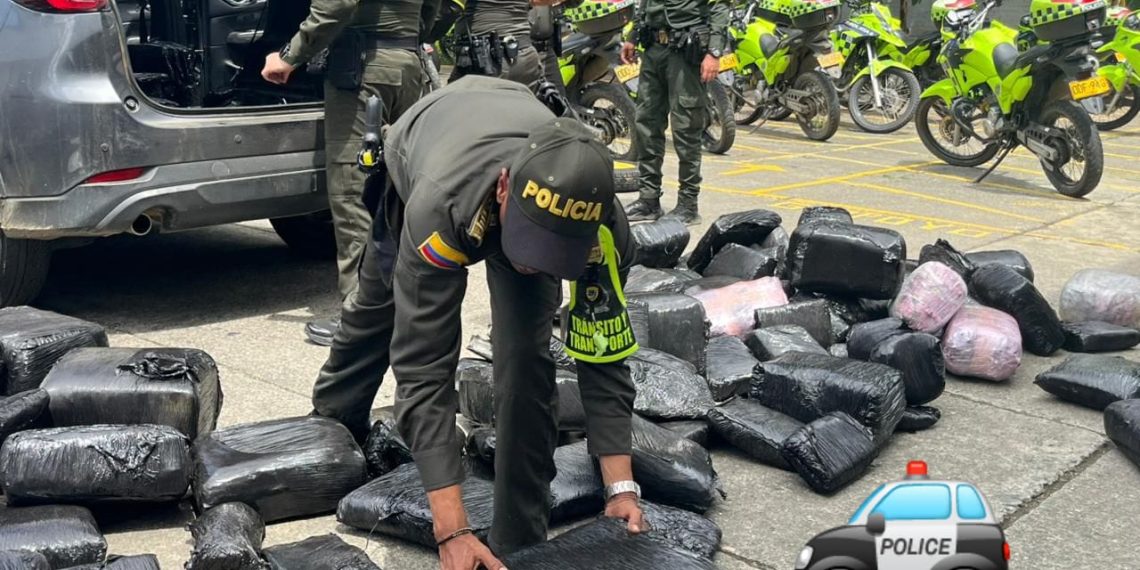 Incautan más de 700 kilos de marihuana y vehículo en el Valle del Cauca