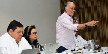 Gobernador Eduardo Verano resalta aprobación unánime del informe 2025 de la CRA con ejecución superior al 90 %