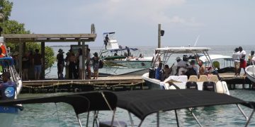 Turista italiano permanece en UCI tras grave accidente marítimo en las Islas del Rosario
