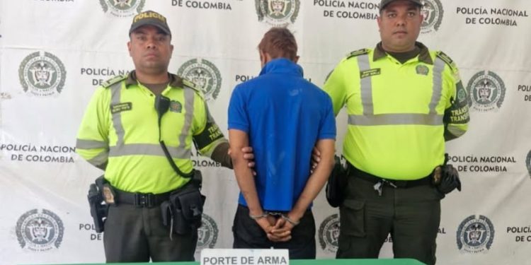 Arma ilegal fuera de circulación: captura en operativo de control en Barranquilla