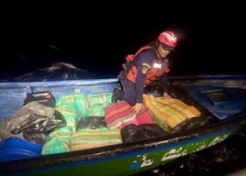 Armada intercepta tres lanchas con más de 1,6 toneladas de droga en el Pacífico colombiano
