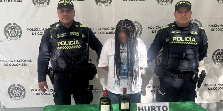 Policía capturó a mujer por el delito de hurto en el norte – Centro Histórico en Barranquilla