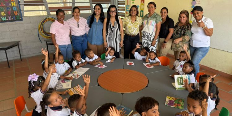 Atlántico recibió mobiliario para 35 aulas de primera infancia por cifra récord en matrícula