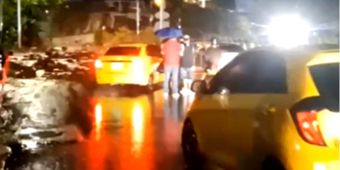 Deslizamiento en el Ziruma genera afectaciones tras más de 36 horas de lluvias en Santa Marta