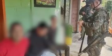 Ejército capturó a presunto cabecilla y tres hombres más con armas en el Suroeste antioqueño