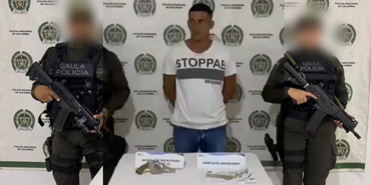 Repartía panfletos extorsivos como si fueran afiches políticos: capturado en flagrancia en Soplaviento, Bolívar