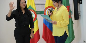 Prince Luz Torres Salazar toma posesión como nueva representante profesoral en la Sala General de Unisimón