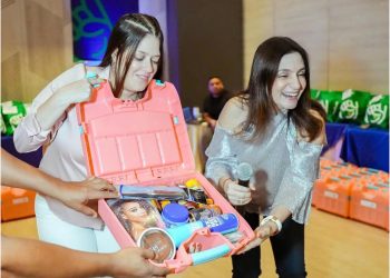 Aprender para emprender: De la Mano con la Primera 4.600 personas han cambiado sus vidas