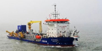 Draga Hang Jun 6008 llega a Barranquilla para garantizar mantenimiento del canal de acceso