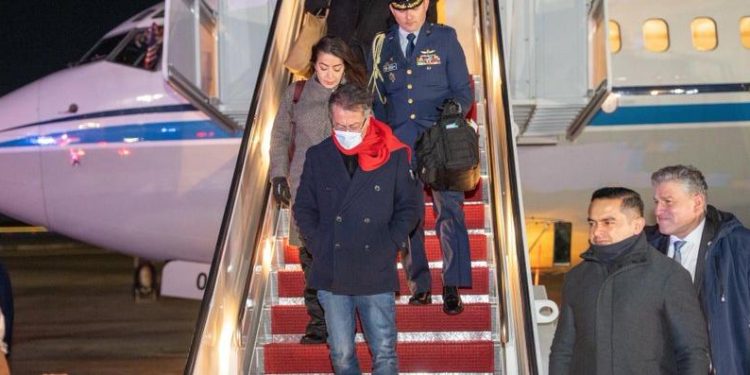 Petro llegó a Washington para su crucial reunión con Trump en la Casa Blanca