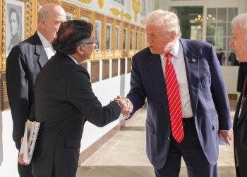 Petro y Trump sostuvieron encuentro previo antes de reunión oficial en la Casa Blanca