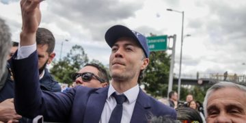 Se sacude la consulta de la izquierda: Daniel Quintero reacciona tras salida de Juan Fernando Cristo y mensaje de Petro