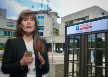 Fiscalía solicita al Reino Unido acceso al celular de mujer investigada por muerte de dos menores