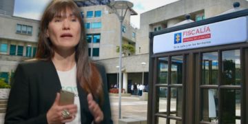 Fiscalía solicita al Reino Unido acceso al celular de mujer investigada por muerte de dos menores